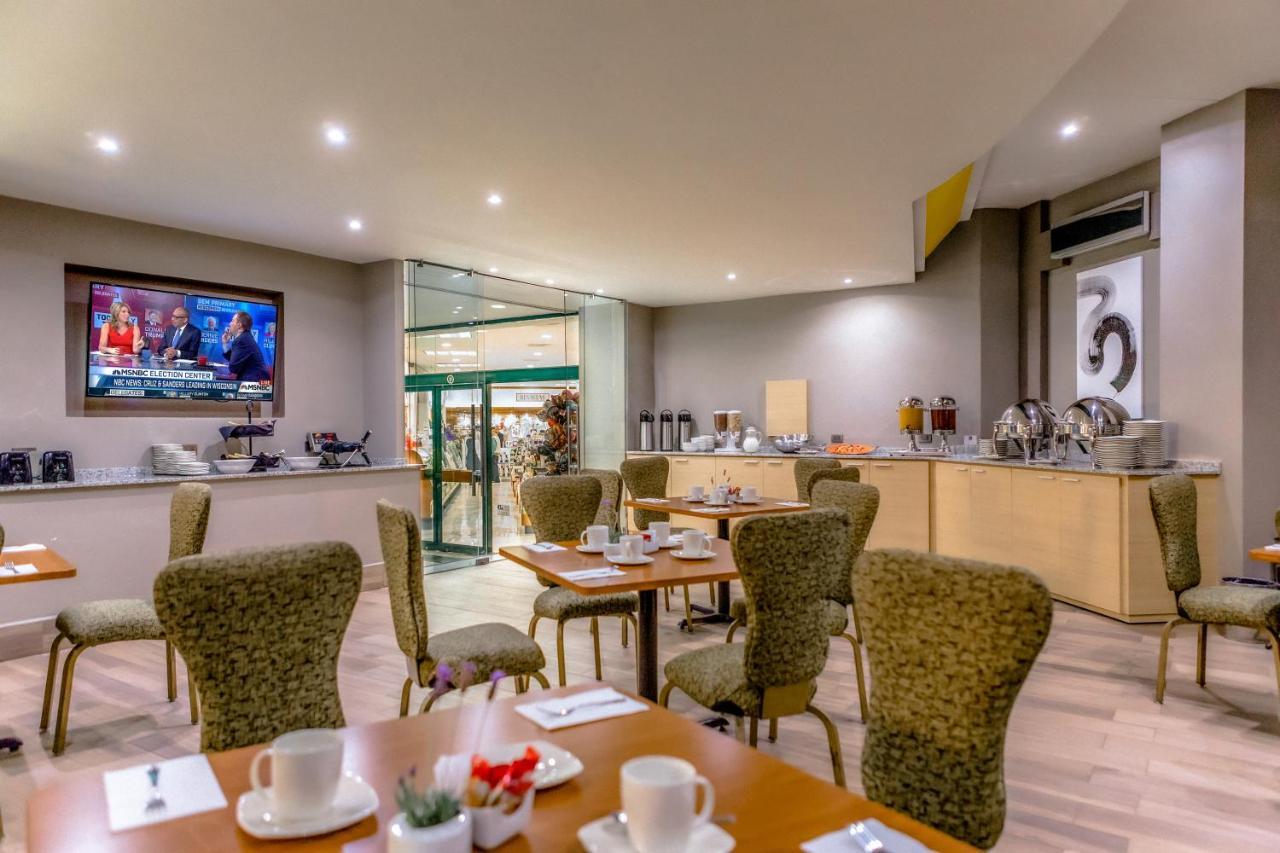 La Joya Pachuca Hotel Ngoại thất bức ảnh The lounge at the airport