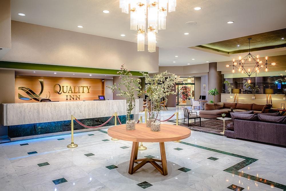 La Joya Pachuca Hotel Ngoại thất bức ảnh Lobby of Quality Inn